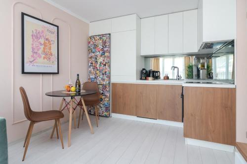 Maison Colorée - Bright And Cozy Home by Metro And Mall, София (фото 9)