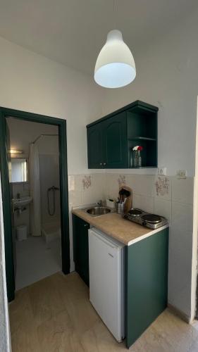 Kavos Aparthotel 2