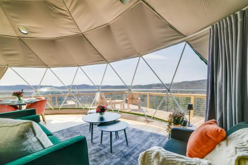 The Bear Tent with Barrel Hot Tub in Franklin!