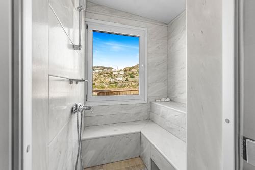 One-Bedroom Villa image 7