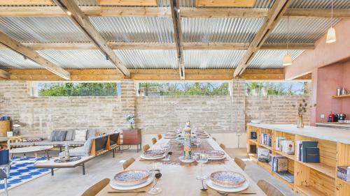 Facilities, South Barn in Cowes South and Northwood