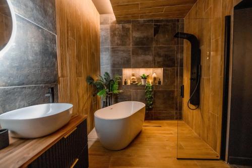 Suite Prestige - Jacuzzi - Luxe - Rooftop, Toulouse (photo 9)