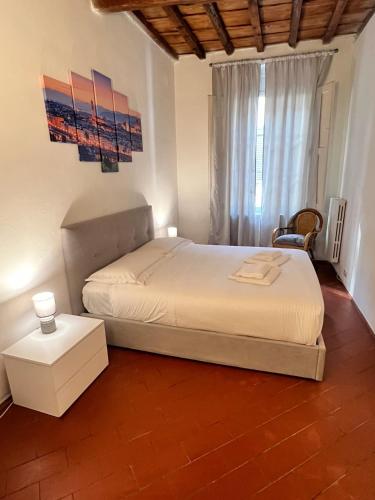 Prime location Centro Storico new apt 2 Bdrs 5 P