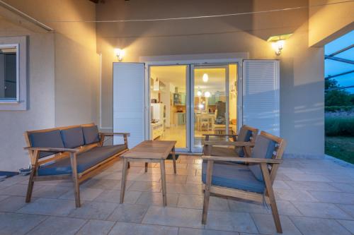 المرافق, Villa Maja, an ideal Summer hideaway for Families and Friends in Marceljani