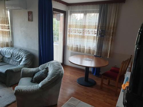 Grand AC Residence with Garden & Parking Grand AC Residence with Garden & Parking