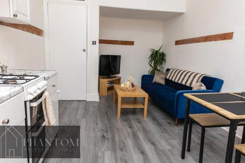 Complex Suite, Glasgow (photo 3)