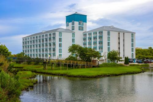Coconut Malorie Resort Hotel, Ascend Hotel Collection