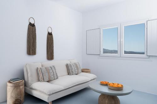 Cilon Suites Santorini - image 9