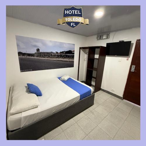 Hotel Toledo FL