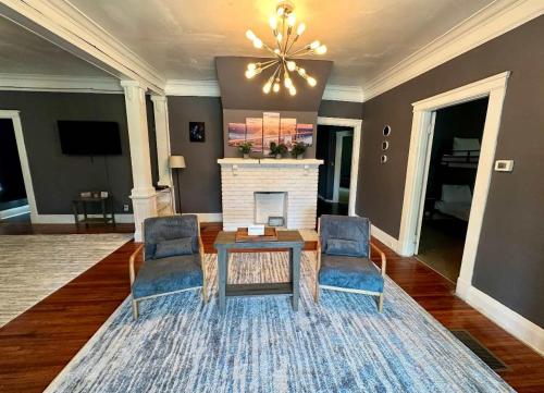 The Big Gray Hideaway in Memphis, USA