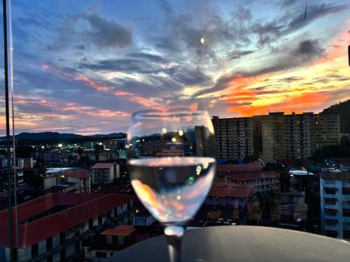 Charming Apt with Ocean View in Santa Ana Casco