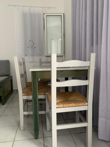Astra Hotel Apartments - image 13