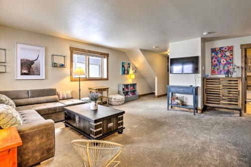 Frisco Family Townhome with Fireplace and Balcony! - image 12