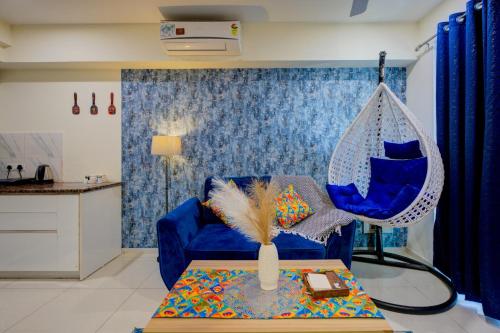 Blue Pea - Aashray, Noida