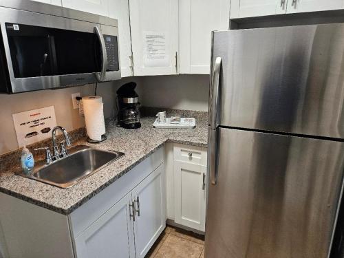 Liberty hill Executive Inn in Zephyrhills