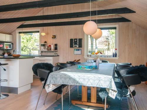 Comoditats, Charming Family Retreat-By Traum in Oksby