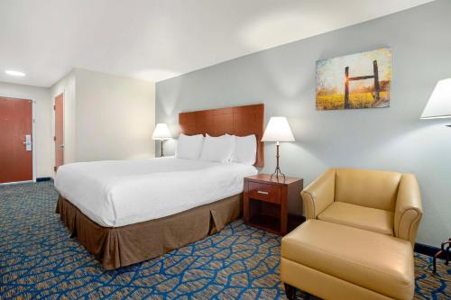 Best Western Plus Villa Del Lago Inn - image 4
