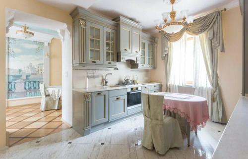 Oakshade Manor House in Nazareth