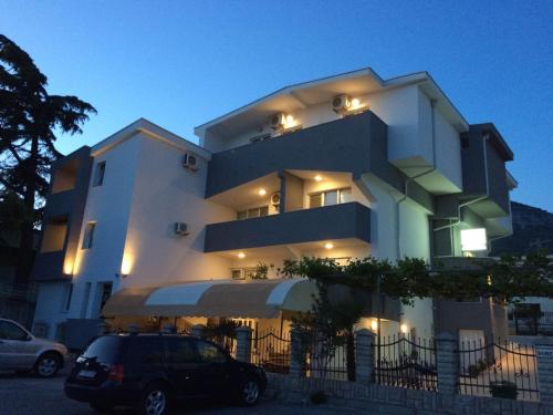 Зовнішній вигляд готелю, Apartments Kojic in Бар