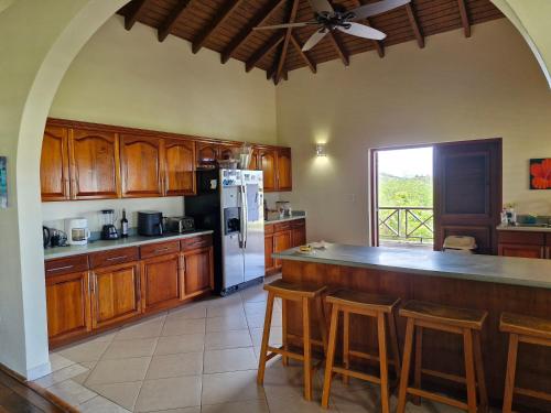 Instalaciones, Monks Hill Villa in Falmouth