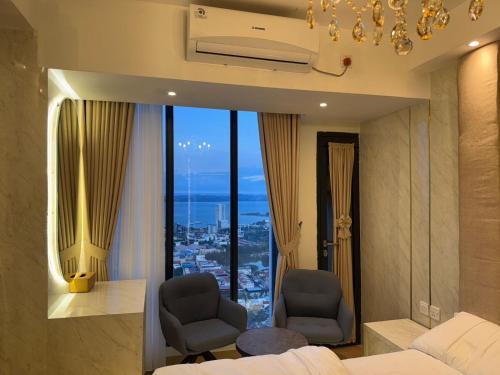 Pollux Bakaf Apartment Top Floor 55th Sea View 03 - Batam