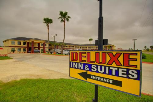 Deluxe Inn and Suites