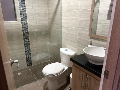 Shower, Tranquility of nature in La Giralda