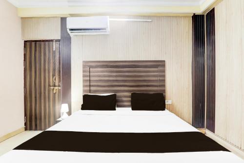Budget Double Room image 3