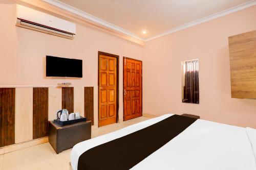 Deluxe Double Room image 4