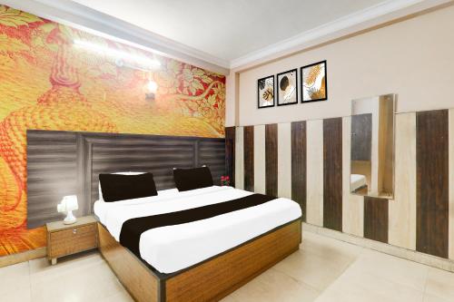 Deluxe Double Room image 3
