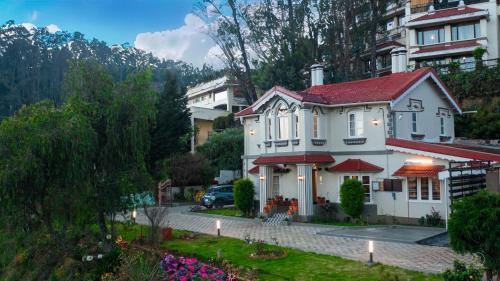 Exterior view, The Humming Bird A Stay Chapter in Pudumund