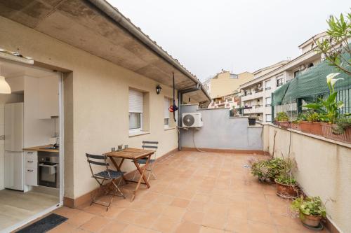 Apartamento con dos grandes terrazas en Girona in La Creueta