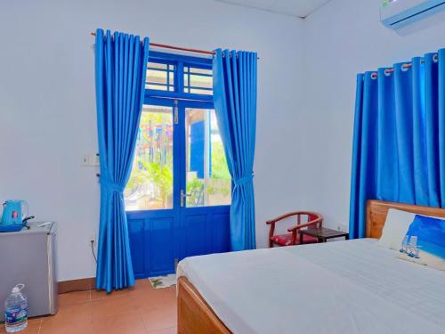 Superior King Room image 2