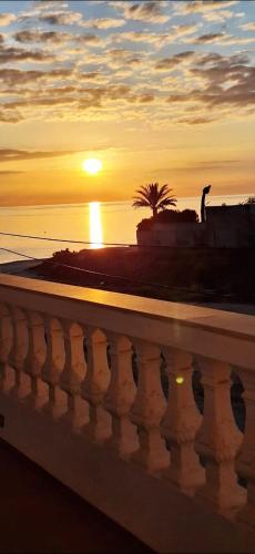Terraza/balcón, Villa Pieds dans lEau près de Kantaoui (Villa Pieds dans lEau pres de Kantaoui) in Chatt Mariem