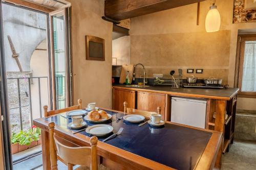 lovingenoa Light - Passion, Janov (fotografie 10)