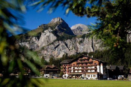 Bernerhof Swiss Quality Hotel in Kandersteg, Schweiz