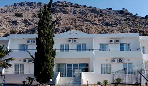 Pefkos Crystal Bay SELF-CATERED Studios and Apartments 2