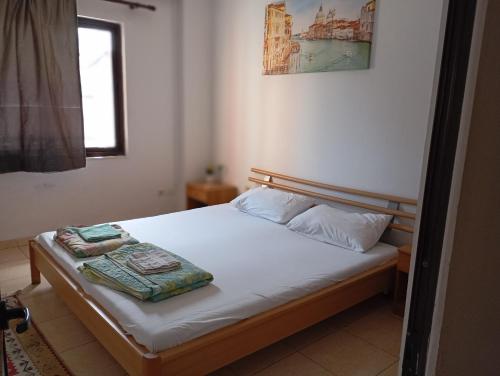 Blue Diamond HOSTEL Him Kolli STREET BUILDING NO 4, Tirana (fotografie 9)