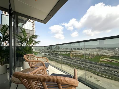 Elegant 2-Bedroom Stay Modern Comfort in Business Bay, Dubaj (zdjęcie 8)