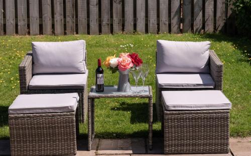 Buitenkant, Oak Cottage, Castle Carrock, Nr Carlisle in Castle Carrock