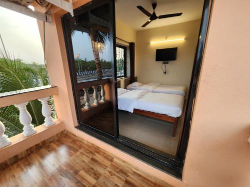 Balcony/terrace, Sai Sharad Guest House  in Dargalim