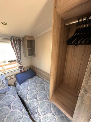 3-Bedroom Swift Caravan - Located in Uddingston, Glasgow at Maryville Caravan Site, Glasgow (photo 3)