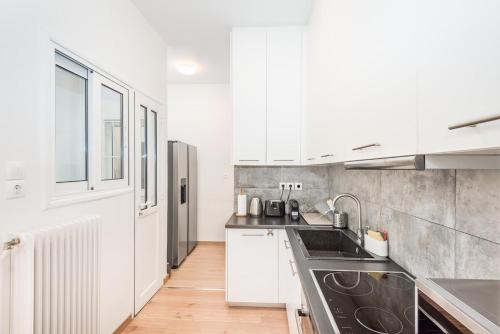 Spacious apt with 2 beds and 2 baths in Pagrati, Atene (foto 10)