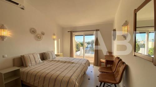 Lovely holiday home in Carvoeiro in Vale de Centianes