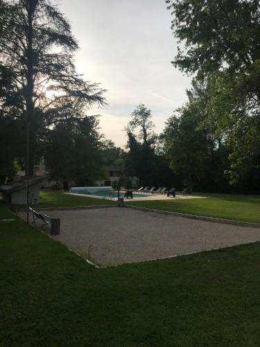 花園, Moulin du grand auque in 卡斯蒂洛內