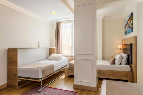 Porta Romanos Hotel Room Type - Family Room