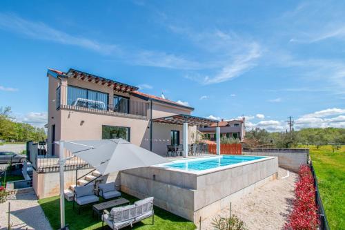 Villa Casa Vitale by Istrabook – khách sạn tại Heki