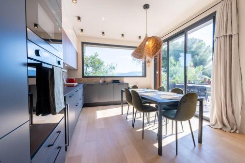 Sublime villa d'architecte, piscine et parking in Saint-Sylvestre