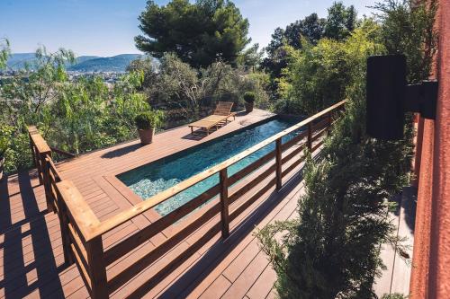 View, Sublime villa d'architecte, piscine et parking in Saint-Sylvestre