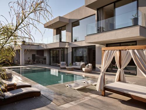 Avascanto Villa, An Architectural Gem with Pool, By ThinkVilla gîte à louer Laganas